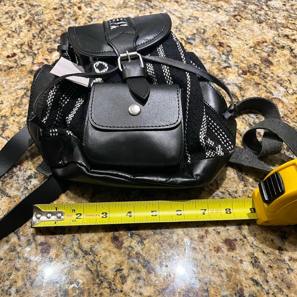 New Mini backpack - Picture 4 of 4